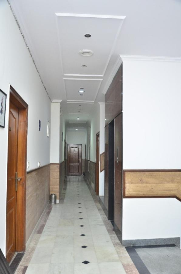 Ddr Hotel Residency Gurgaon Buitenkant foto