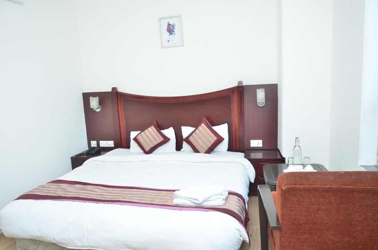 Ddr Hotel Residency Gurgaon Buitenkant foto