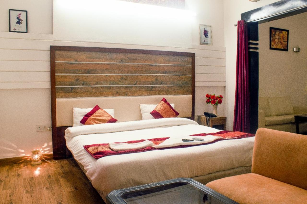Ddr Hotel Residency Gurgaon Buitenkant foto