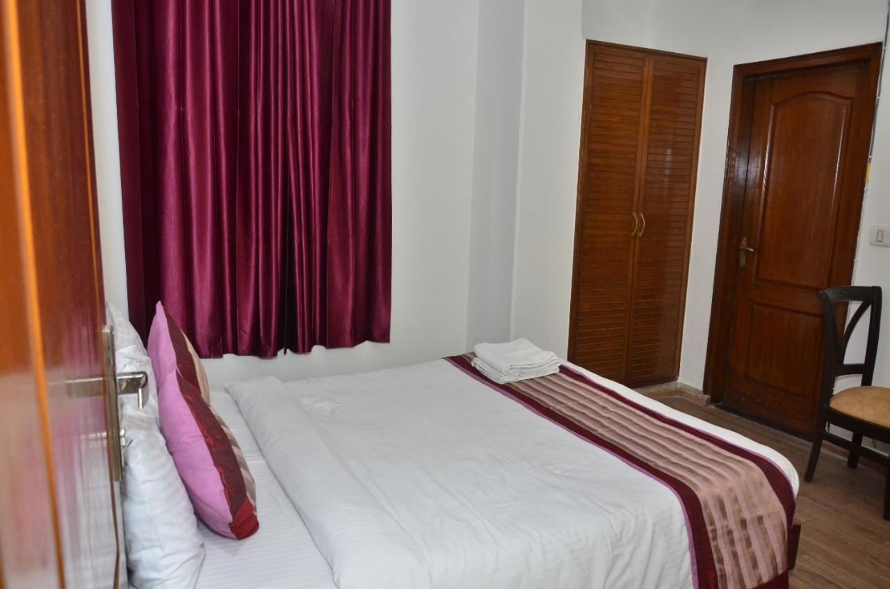 Ddr Hotel Residency Gurgaon Buitenkant foto